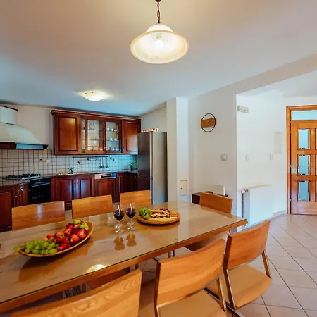 Latica Donji Proložac