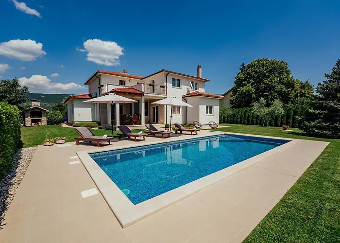 Villa Latica Donji Prolozac
