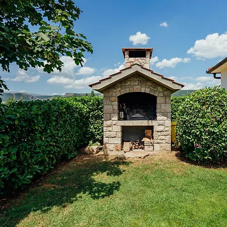 Villa Latica Donji Proložac