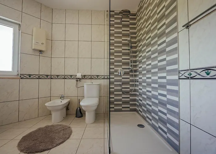 Latica Villa Donji Proložac